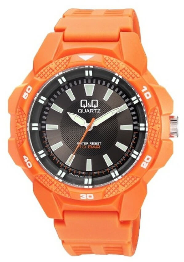 Q&Q Analogové hodinky VR54J006Y