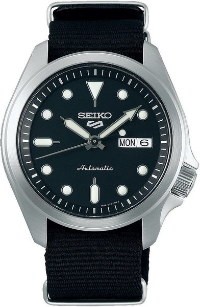 Seiko 5 Sports SRPE67K1